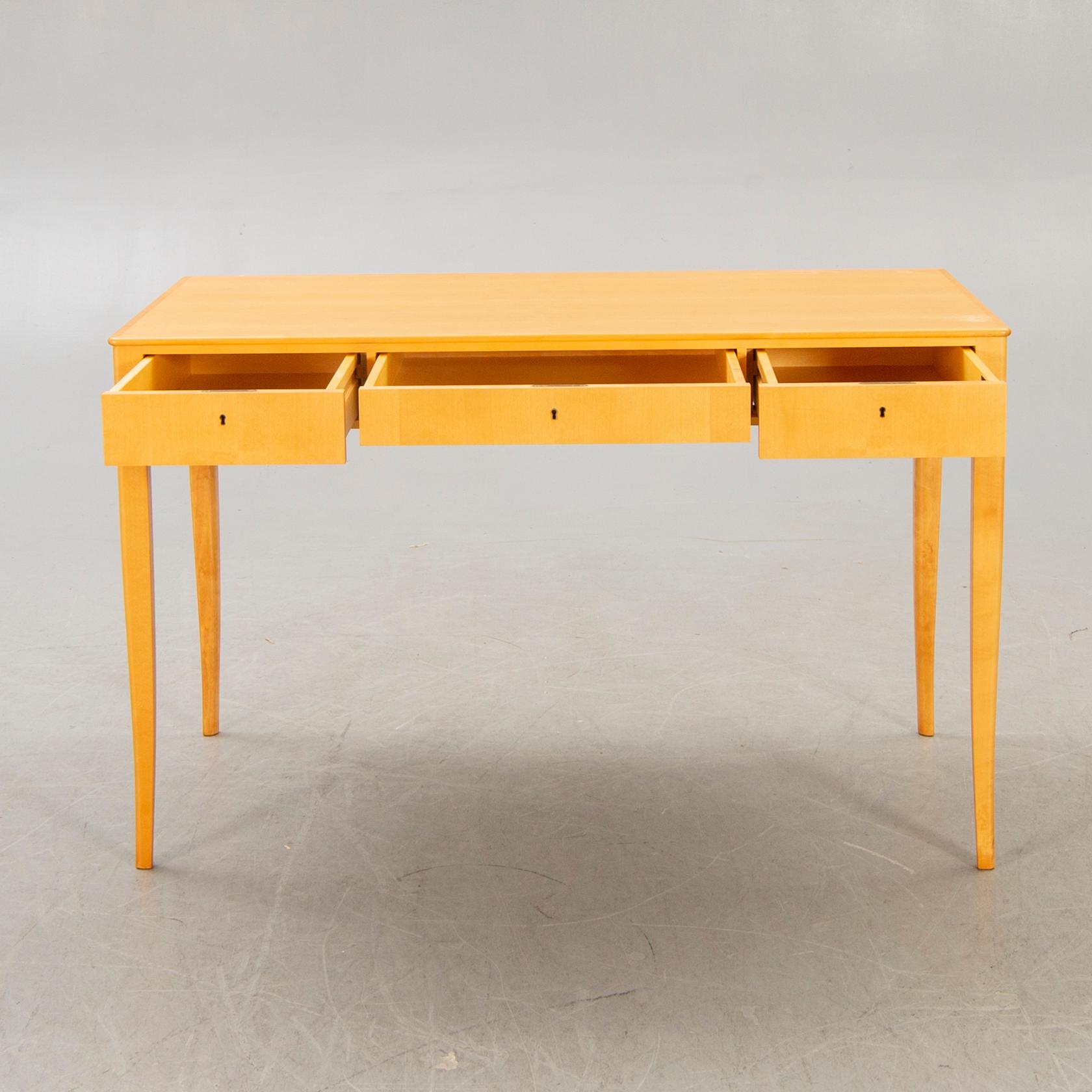 Carl Malmsten,desk, "Gullheden".