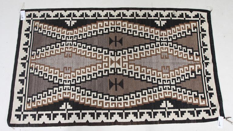 MATTA, kelim. 193x118.