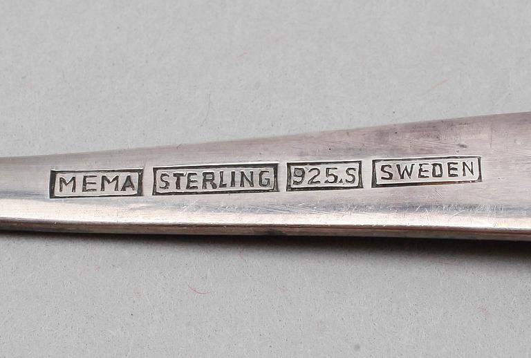 SALTKAR, 1 par samt SALTSKEDAR, 1 par, silver, Mema, 1966. Vikt ca 37 gram.