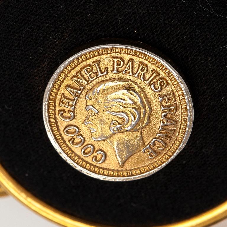 Chanel, a late 20th century brooch.