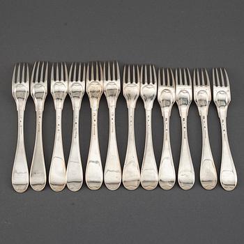 Twelve Swdish early 19th century silver dinner-forks, mark of Weterstråhle and Floberg, Stockholm 1802-1809.