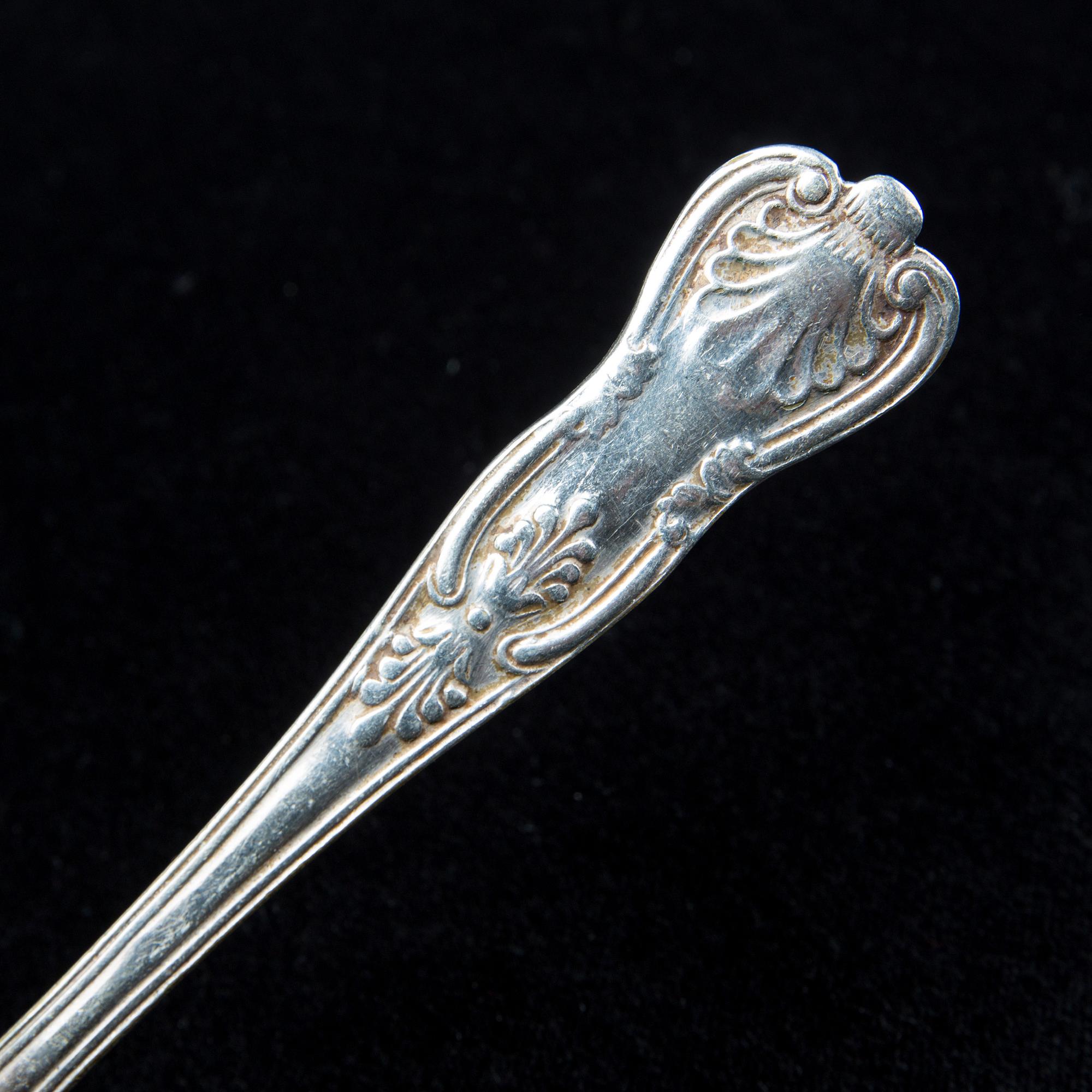 DIV. BESTICK, 12 delar, silver 1800-tal. "Engelsk snäck".