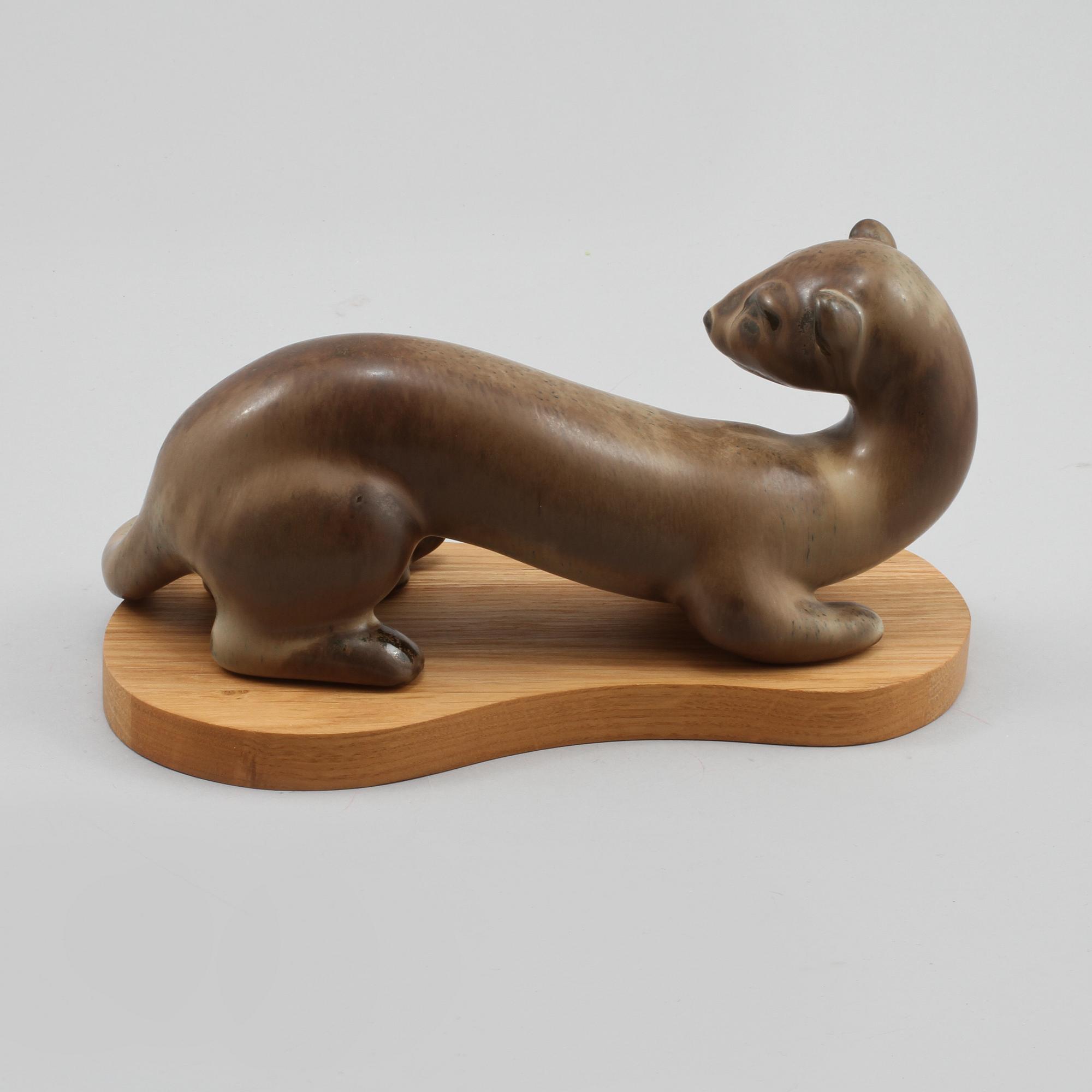 FIGURIN, stengods, Gunnar Nylund, Rörstrand, 1900-talets andra hälft.