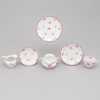 KAFFESERVIS, 43 delar, porslin, Rörstrand omkring 1900.