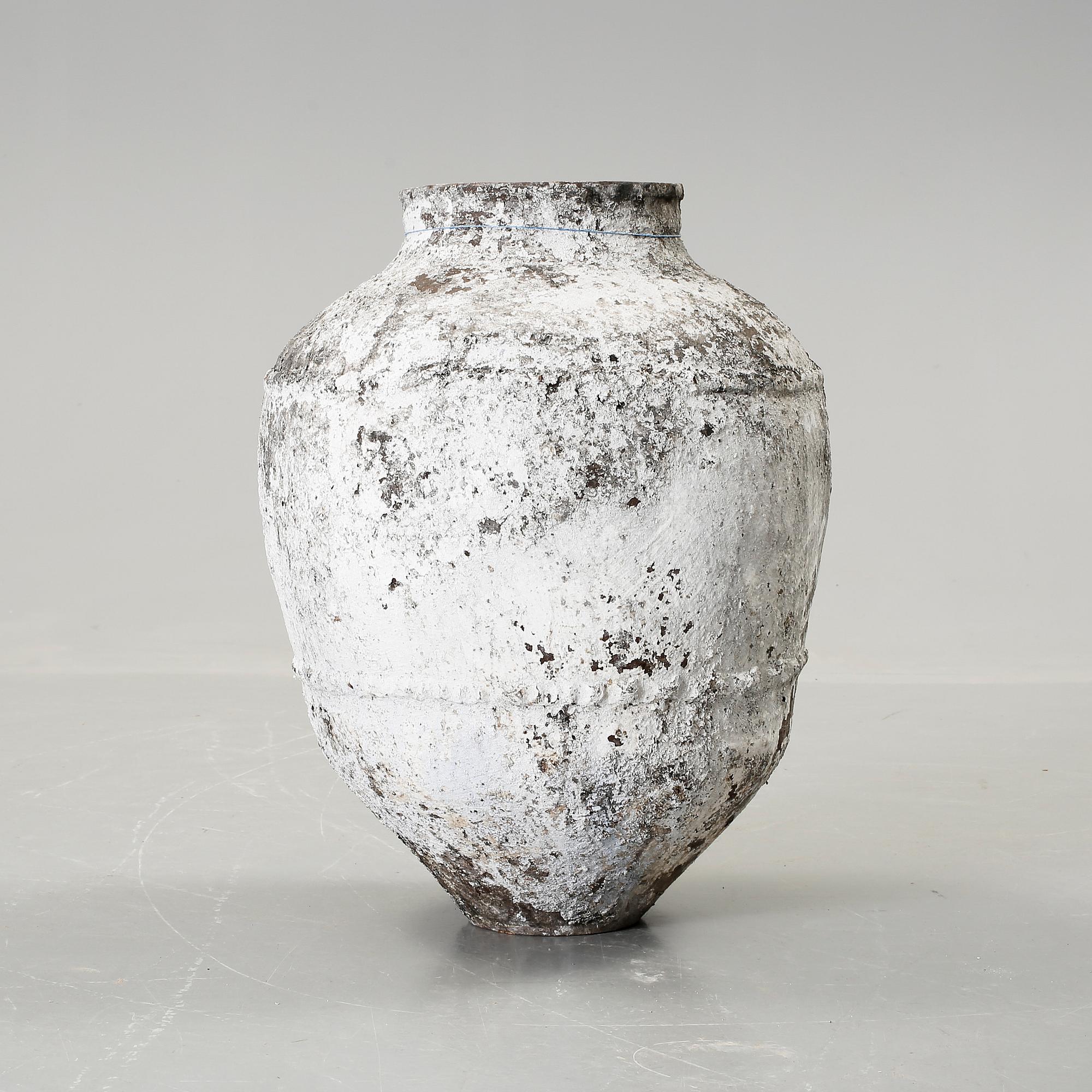 OLIVKRUS, lergods, Europa, tidigt 1900-tal.