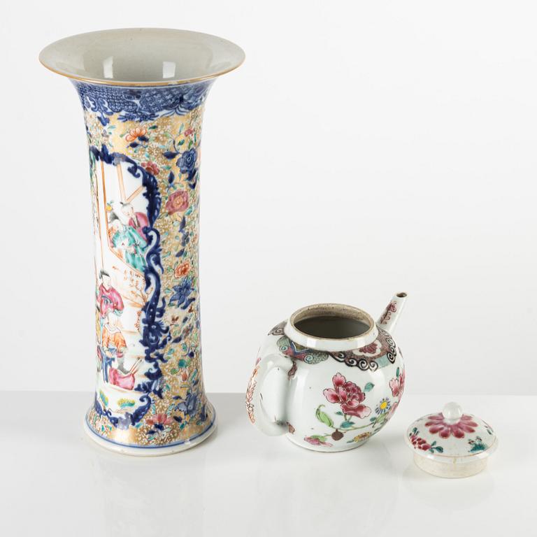 A Chinese export porcelain famille rose teapot and vase, Qing dynasty, Qianlong (1736-95).