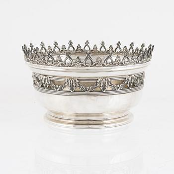 A Swedish Silver Bowl, mark of CG Hallberg, Stockholm 1907.