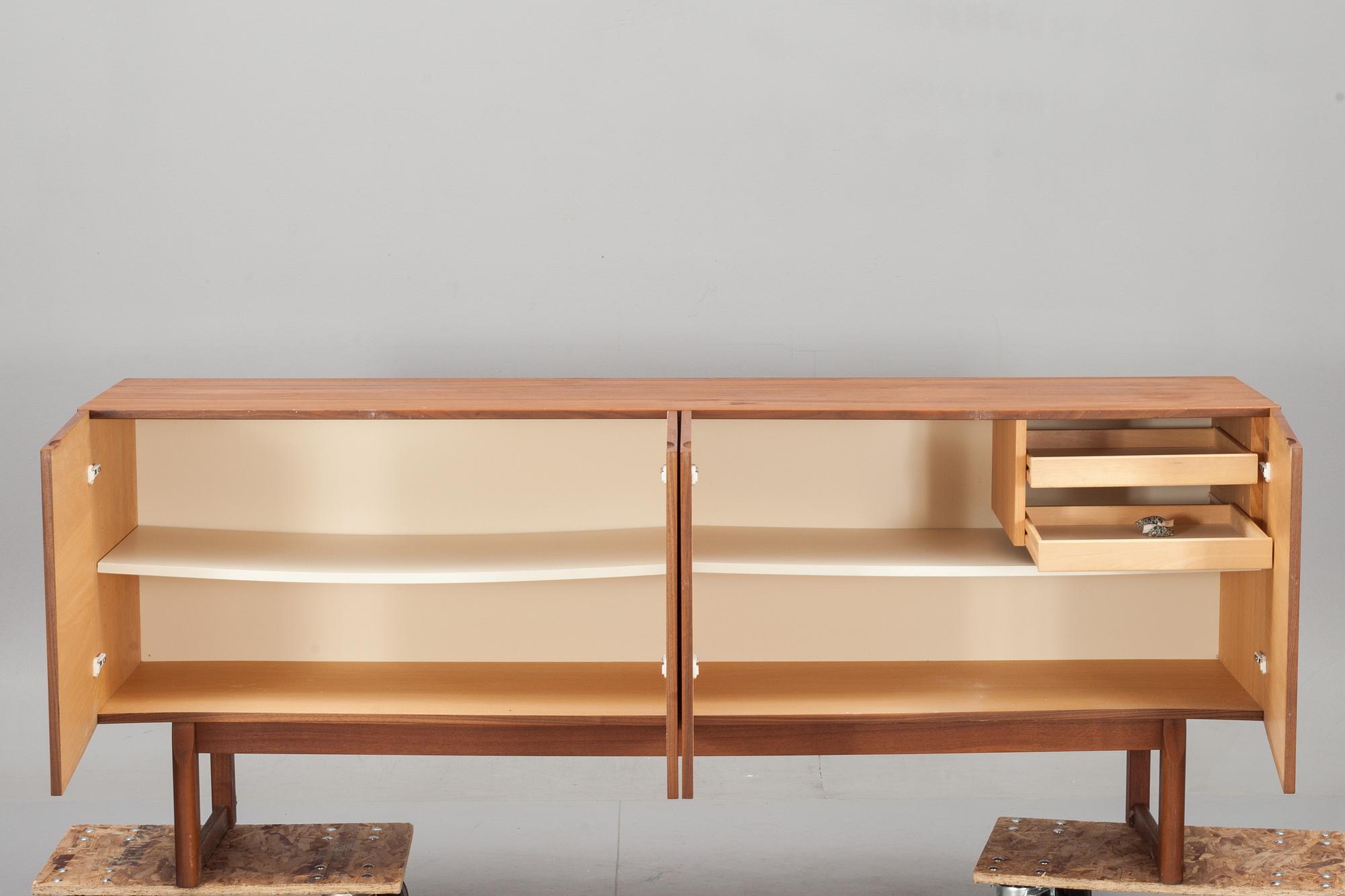 SIDEBOARD, 1960/70-tal.