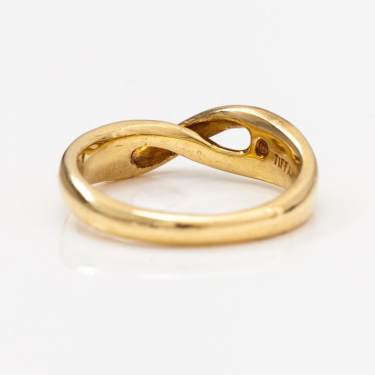 Tiffany & Co, Sormus, 18K kultaa "Infinity". Tiffany & co.