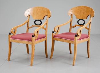 KARMSTOLAR, ett par, Karl Johan-stil, 1800-talets slut.