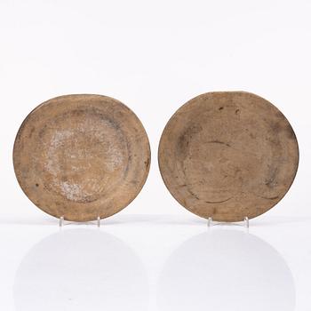 Eight folk art plates and dishes, 19th century.