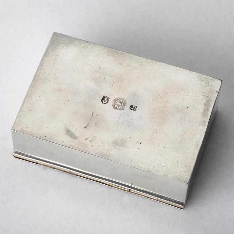 Firma Svenskt Tenn, a pewter box, Stockholm 1932, model A 1690.