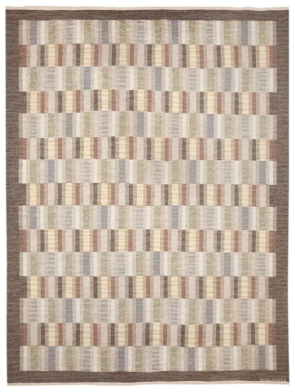 CARPET. Rölakan (flat weave). Signed Brita Grahn.