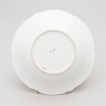 A Meissen porcelain bowl, 20th century.
