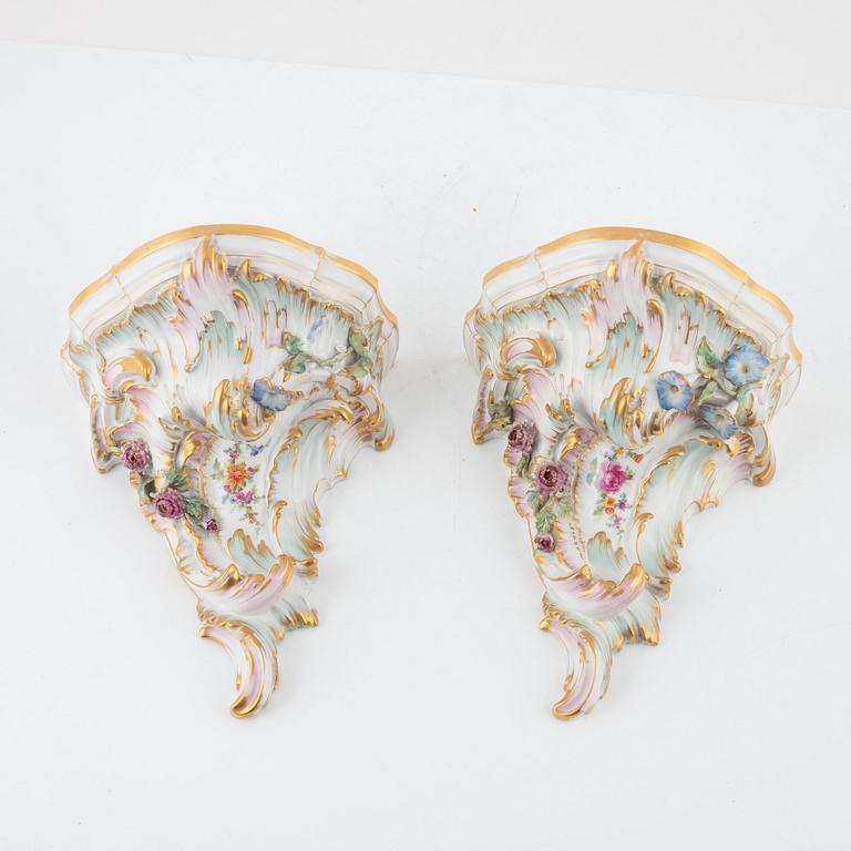 A pair of porcelain wall brackets, Königliche Porzellanmanufaktur (KPM), Berlin, circa 1900.