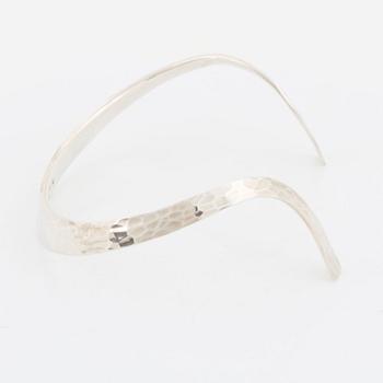 A Rey Urban silver necklace.