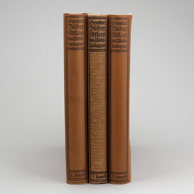 BILDATLAS," 3 volymer,"Grosser Bilderatlas des Weltkrieges". München 1915.