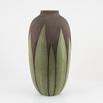 Anna-Lisa Thomson, a 'Paprika' ceramic vase, Upsala-Ekeby, Sweden 1949-69.