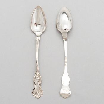 GUSTAF ADOLF BJÖRKLUND, Strösked, gräddsnäcka och skedar, silver, totalt 18 delar, Joensuu, Finland 1870.