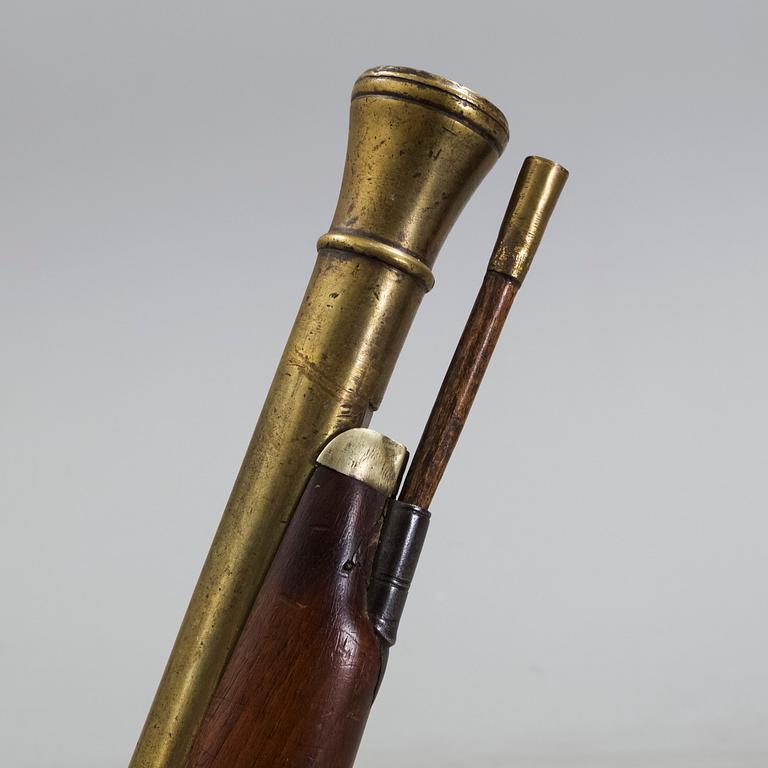 A 19th century blunderbuss.