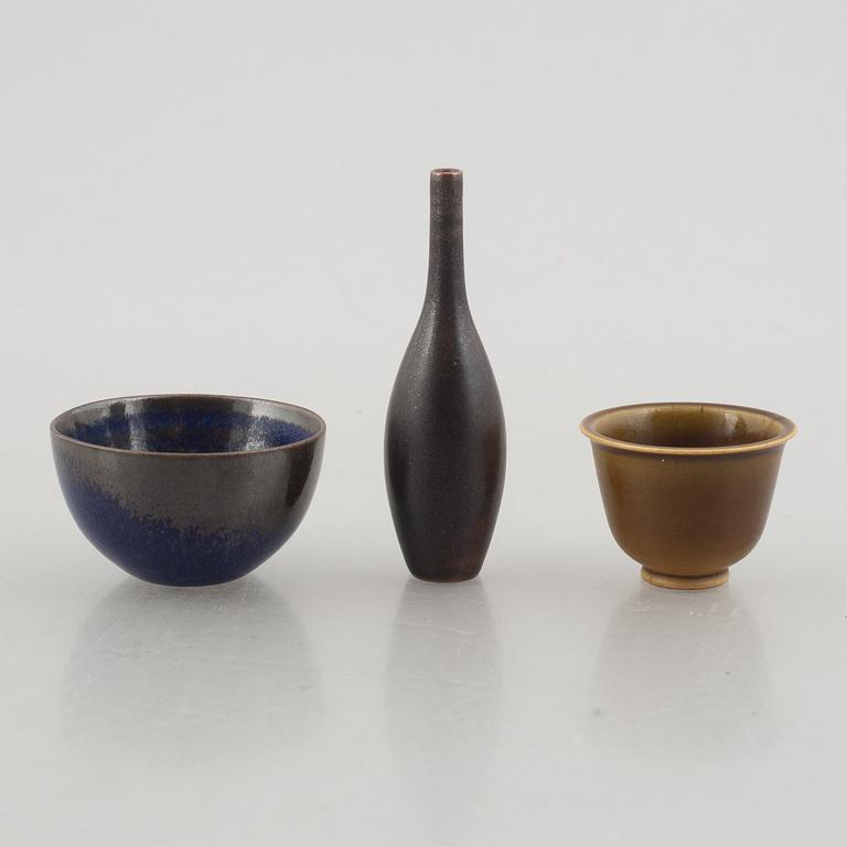 Ten stoneware miniatures, mostly from Höganäs, Sweden.