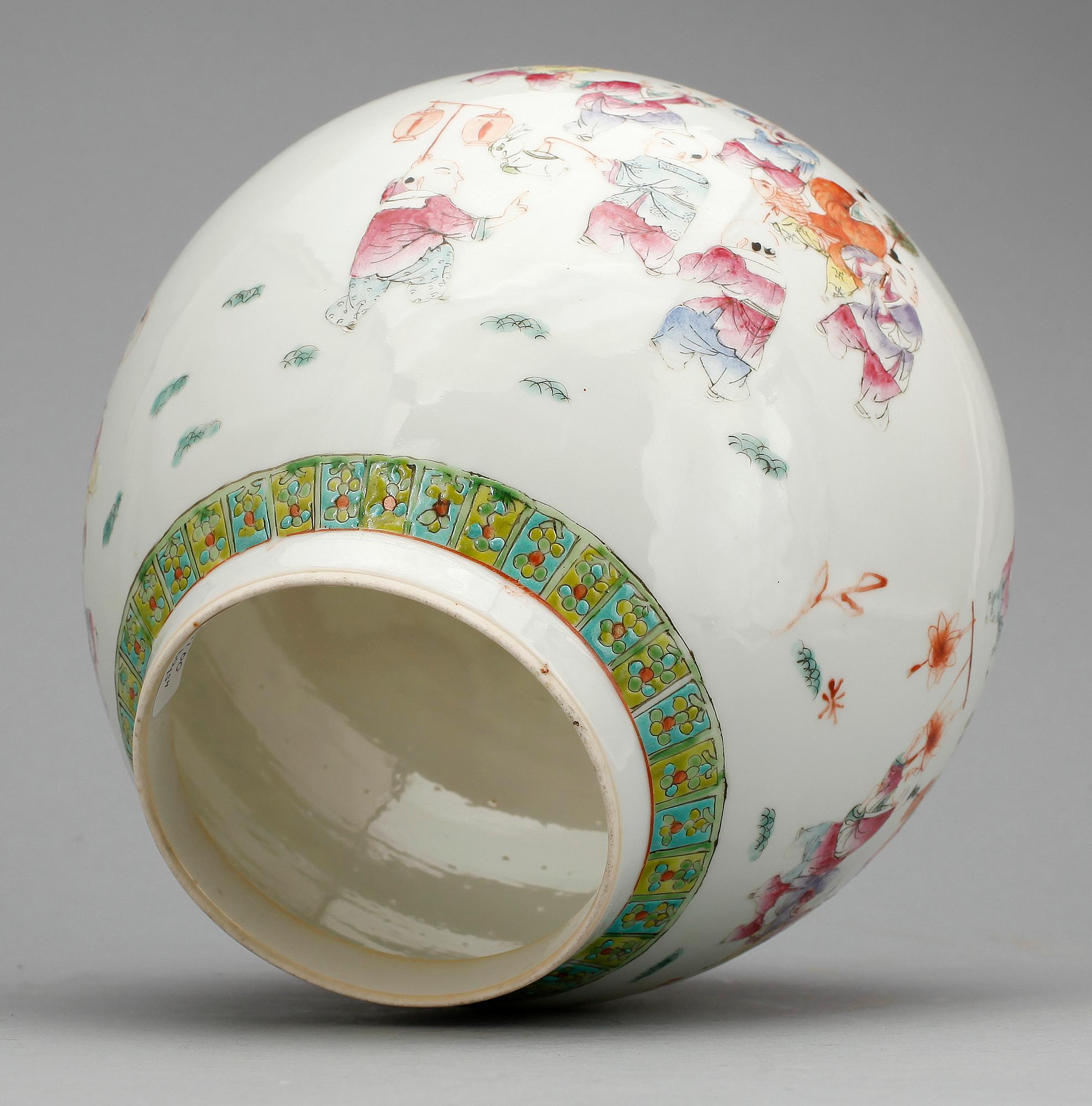 LYKTA, porslin, Kina, Qing dynastin, 1800-tal.