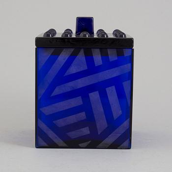 A 'Sininen blue' glass box by Markku Salo, Nuutajärvi, Notsjö, Finland, numbered 74/500.