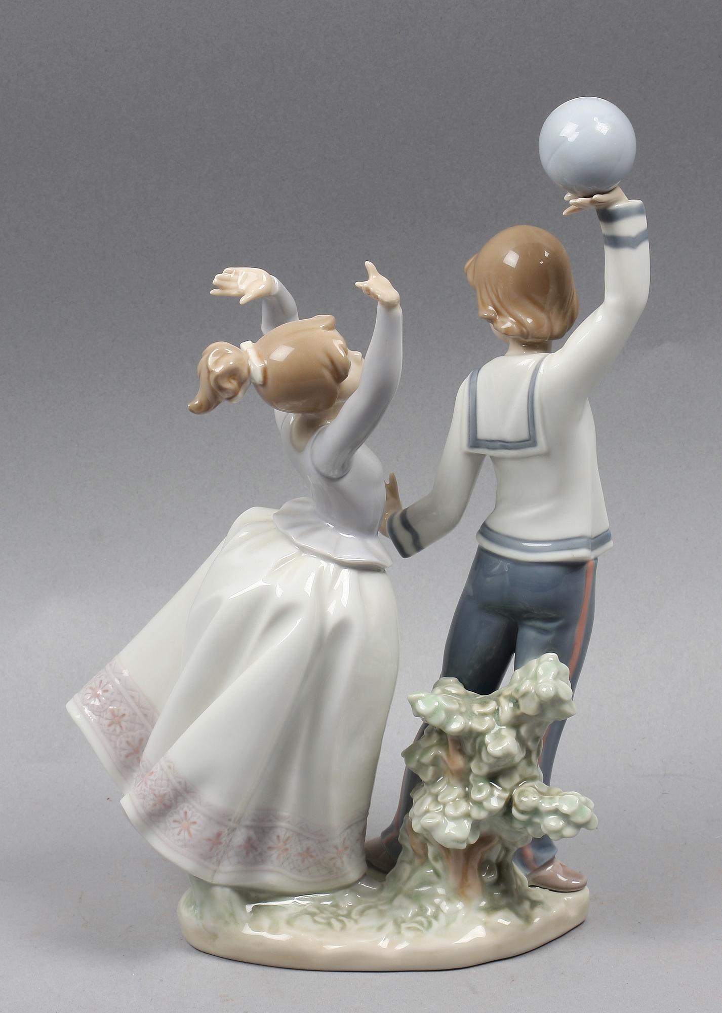 FIGURIN, porslin. Lladro, tillverkningsår 1985-1989.