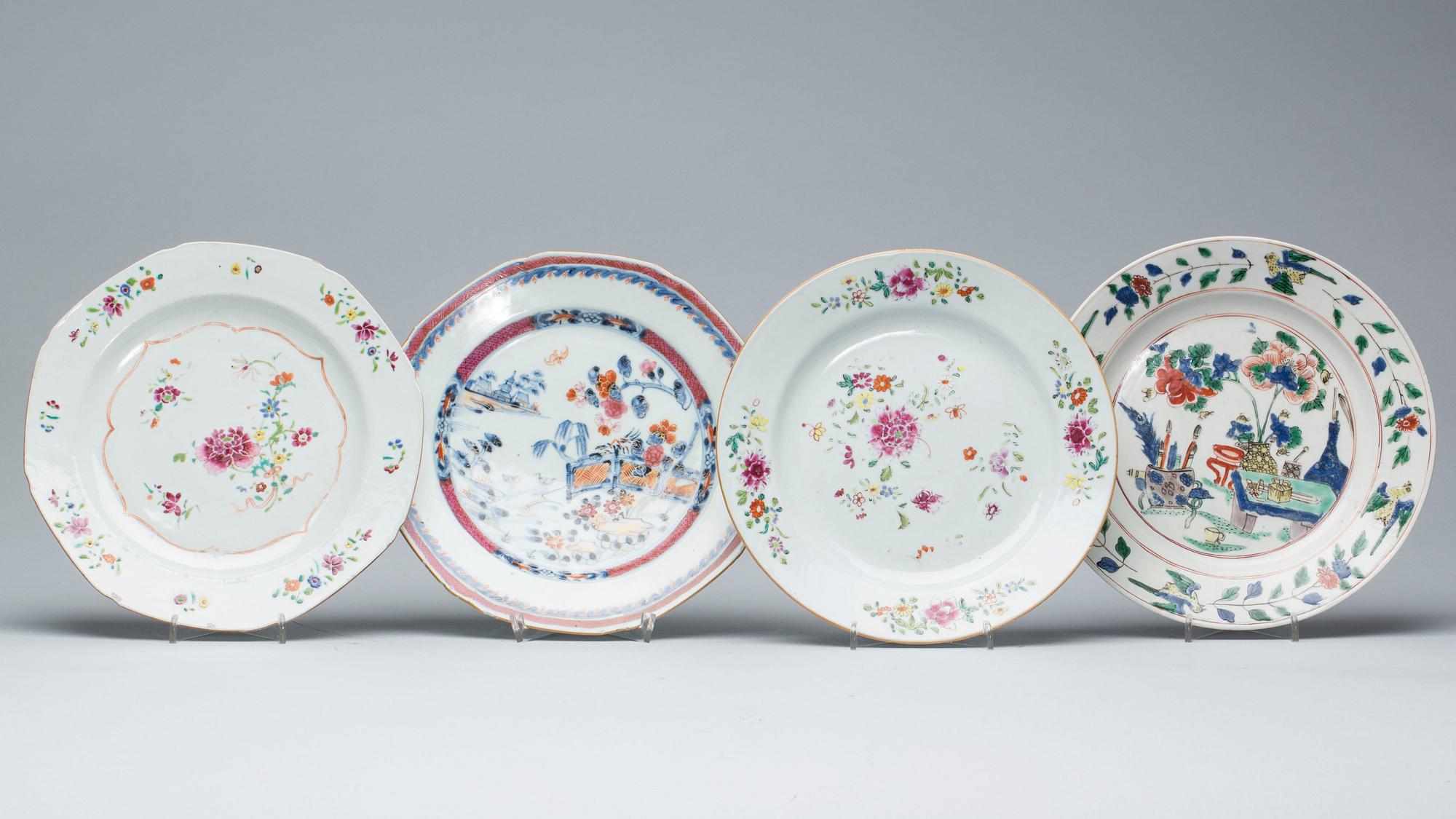 TALLRIKAR, porslin, 7 st, Mestadels Qianlong. 1700/1800-tal.