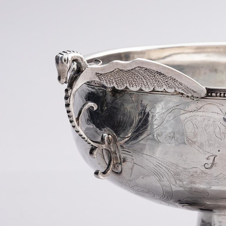 A Swedish 18th century silver bowl, mark of Christoffer Bauman, Hudiksvall 1795.
