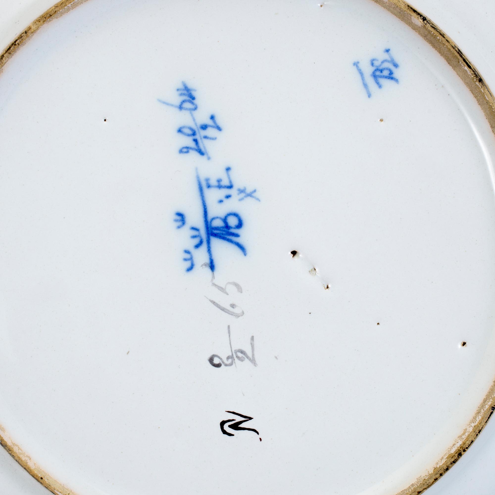 TALLRIKAR, 2 st, fajans, Marieberg, Ehrenreichs period (1758-66).