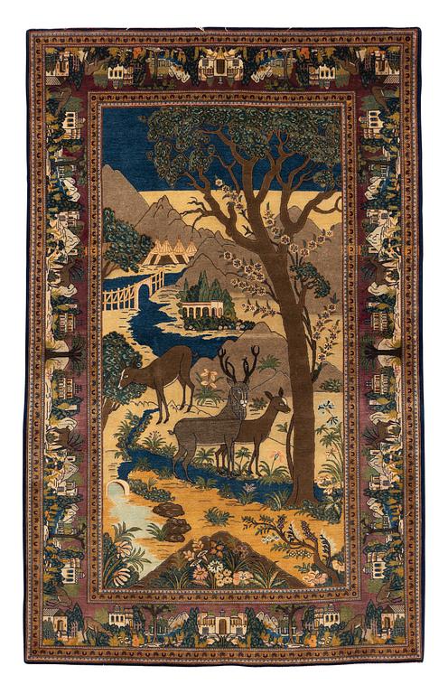 A rug, semi-antik Kashan figural, ca 216 x 133,5 cm.