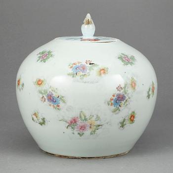 BOJAN, porslin, Kina, 1800-tal.