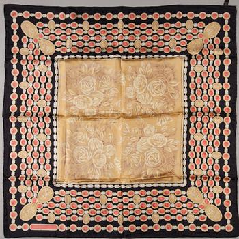 HUIVI, Christian Dior.