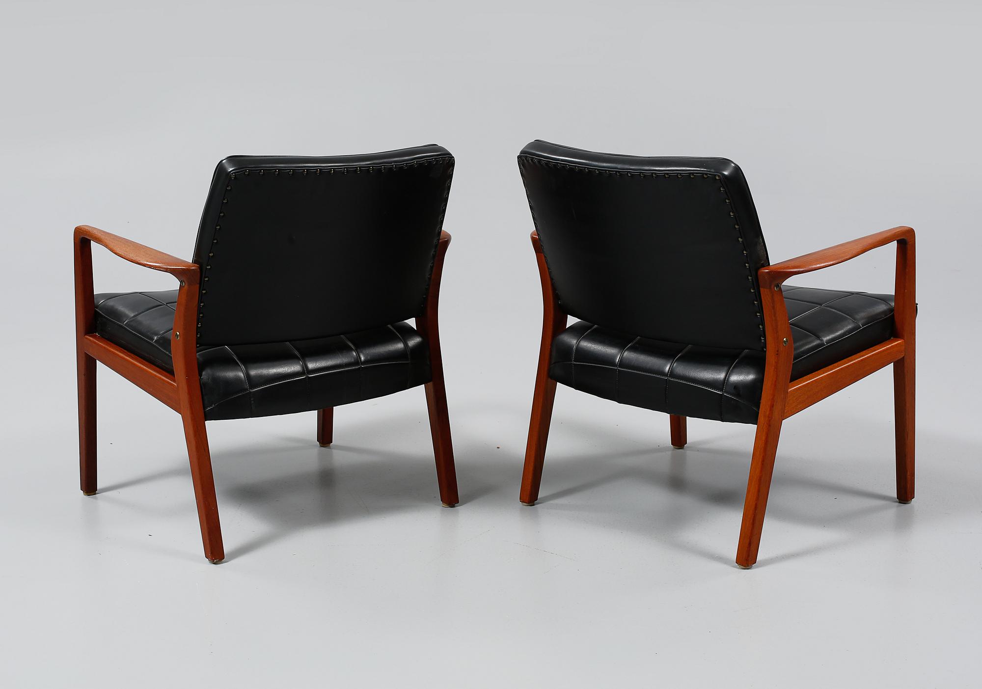 FÅTÖLJER, ett par, 1950/60-tal.