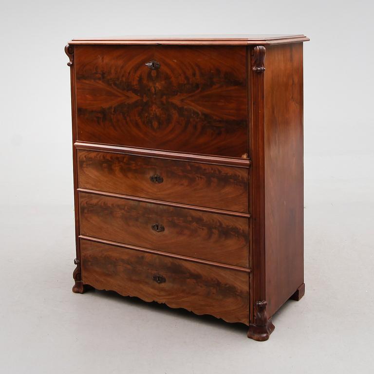 CHIFFONJÉ, 1800-talets andra hälft.