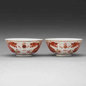 A pair of Republic five clawed dragon bowls, with Guangxus six character mark.