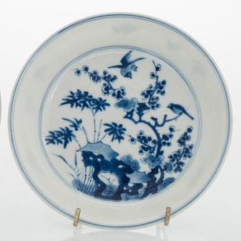 Two 18th-century Chinese porcelain dishes.
