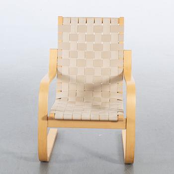 ALVAR AALTO, a 406 armchair.