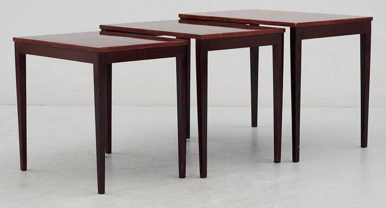 SATSBORD, 3 delar, 1900-talets andra hälft.