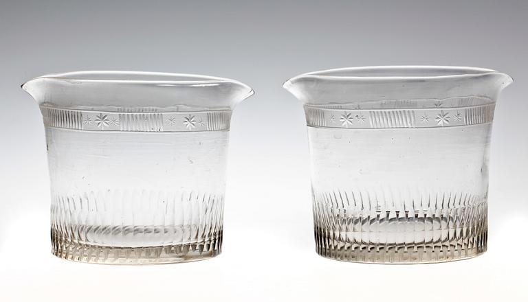 A pair of 19th century glass rinser.