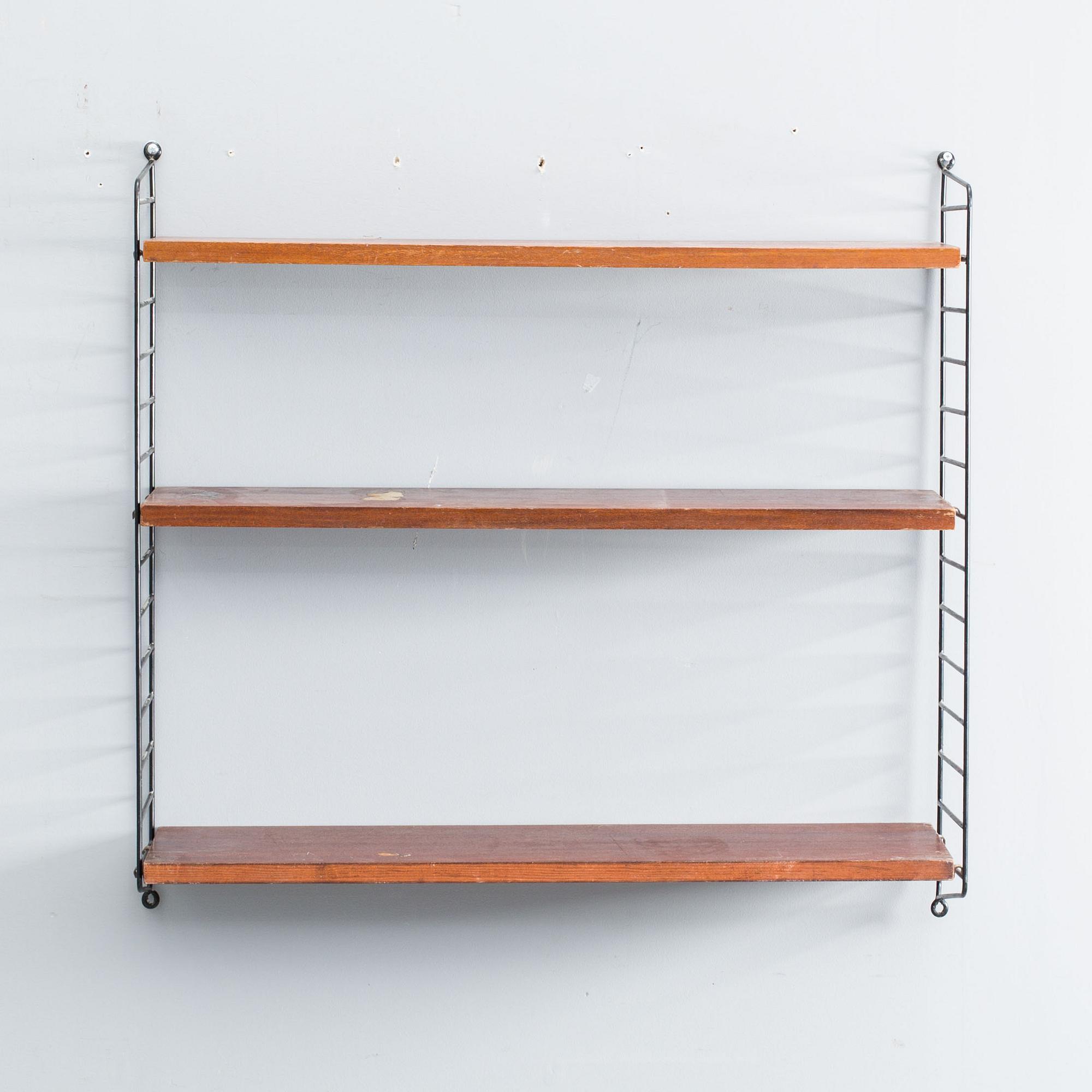 STRINGHYLLA, Formgiven av Nisse Strinning för String Design AB.