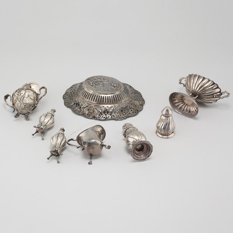 Eight pcs of silver, 19th and 20th century.