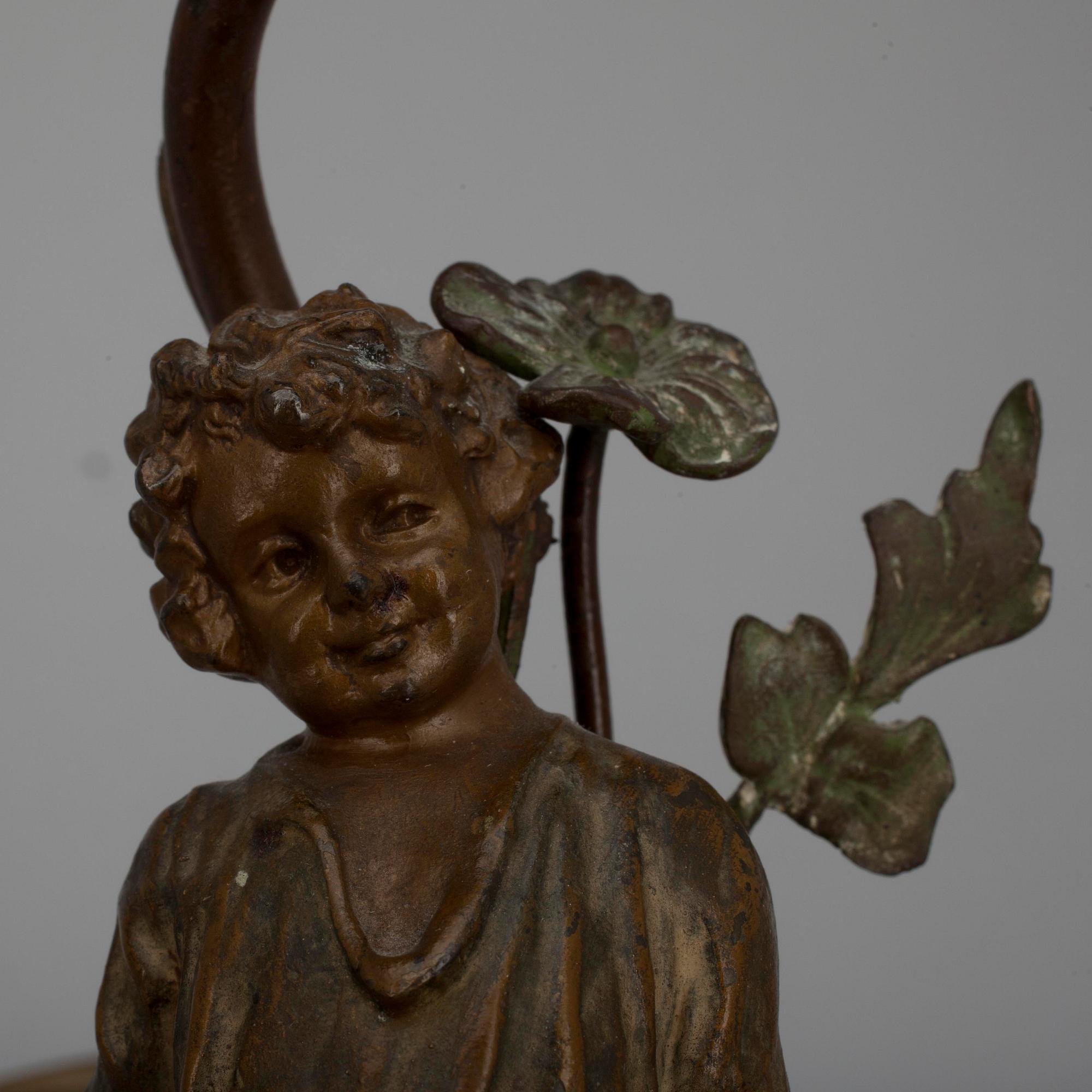 BORDSLAMPA, brons, Frankrike, 1900-talets mitt.