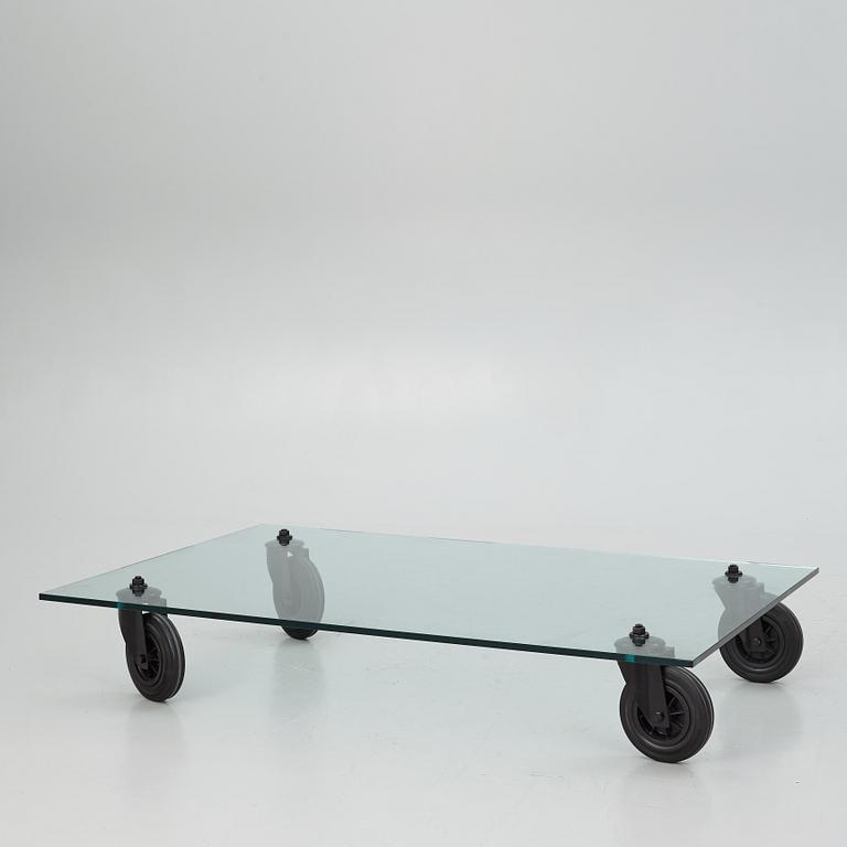Gae Aulenti, soffbord, "Tavolo con Ruote", Fontana Arte, Italien.