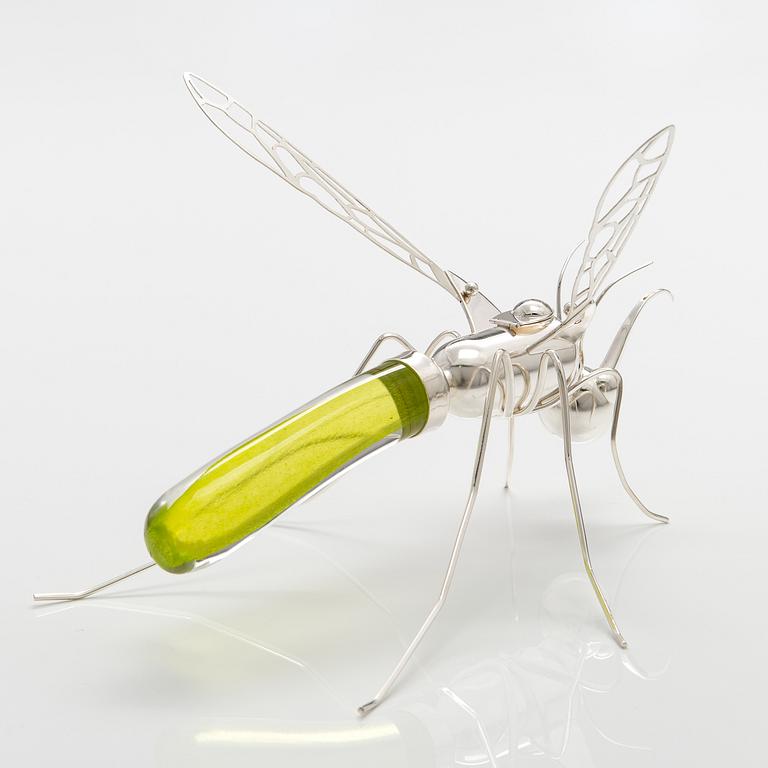 A sterling silver and glass oil decanter "Green mosquitoe". Ru Runeberg 2013.