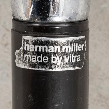 Charles & Ray Eames, skrivbordsstol, "EA208 Soft Pad Chair", Herman Miller.