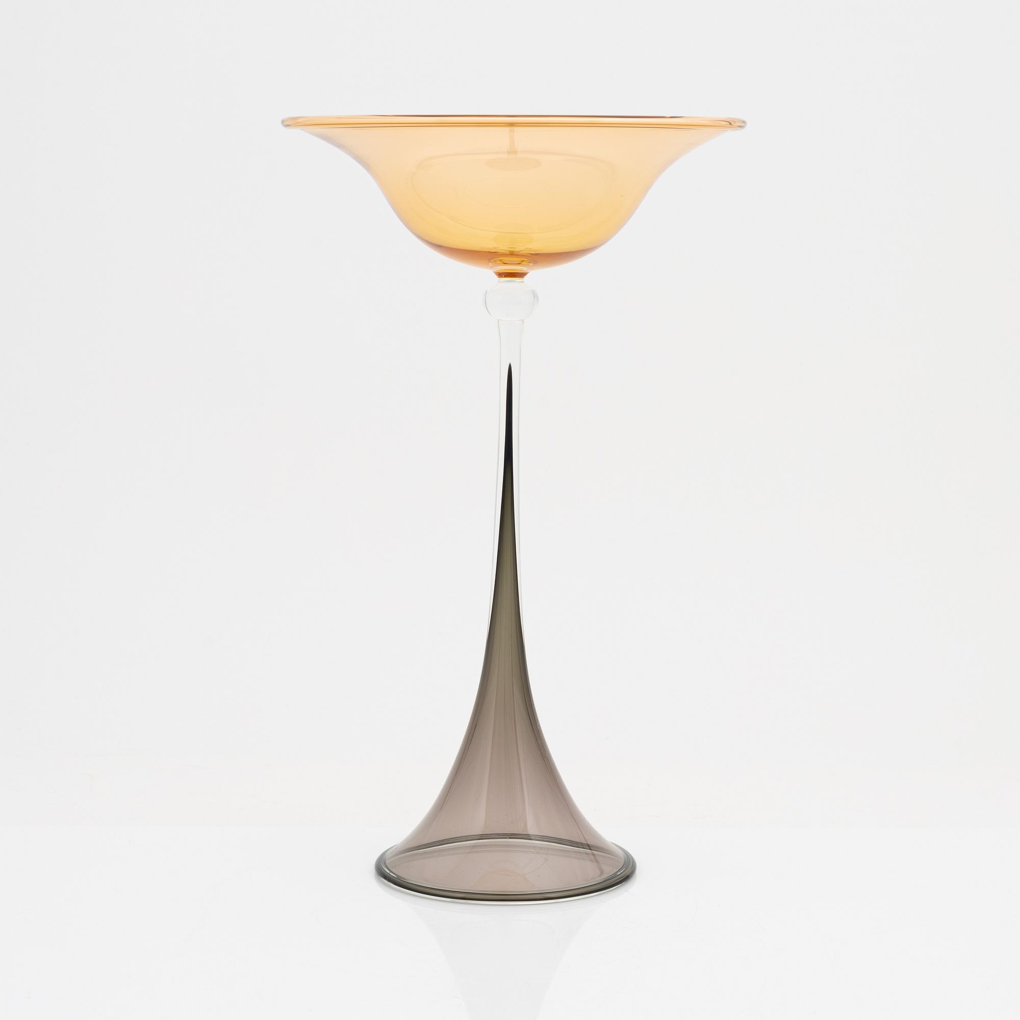 Wilke Adolfsson, a glass goblet, Sweden, dated -84.