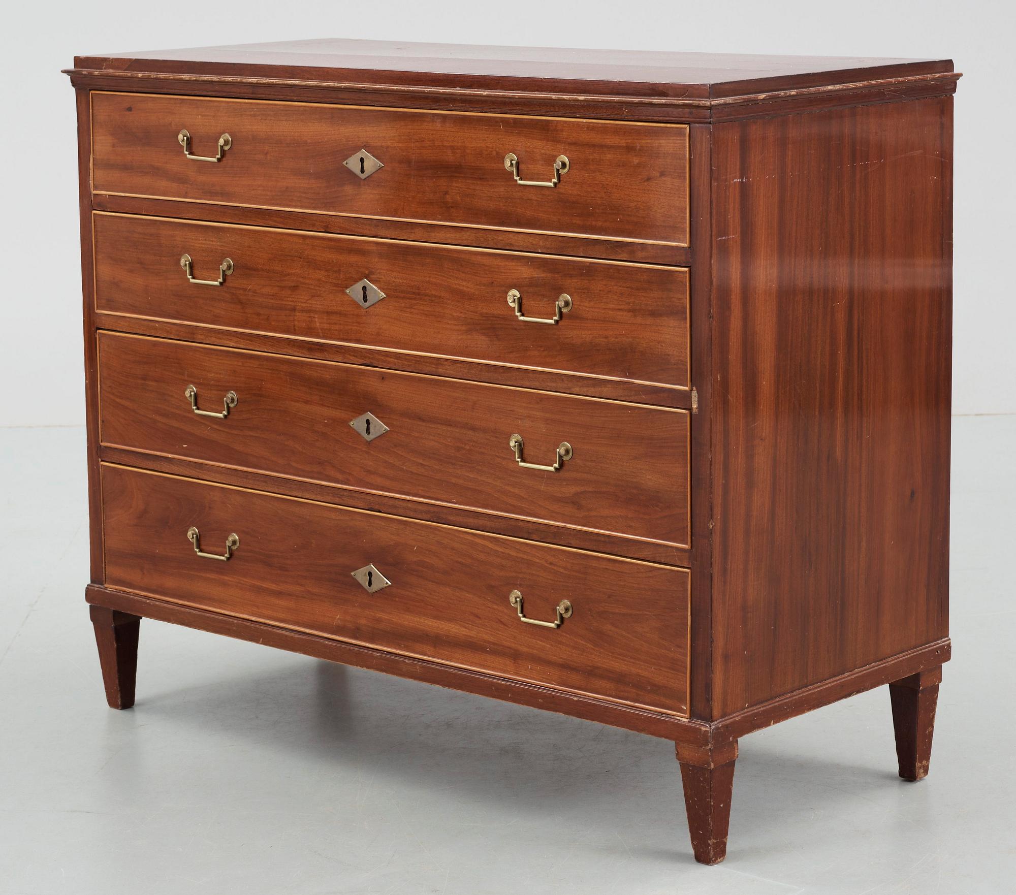 BYRÅ, sengustaviansk, 1800-talets början.