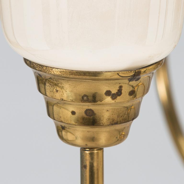 Taklampa, modell ER 68/6 Itsu 1900-talets mitt.